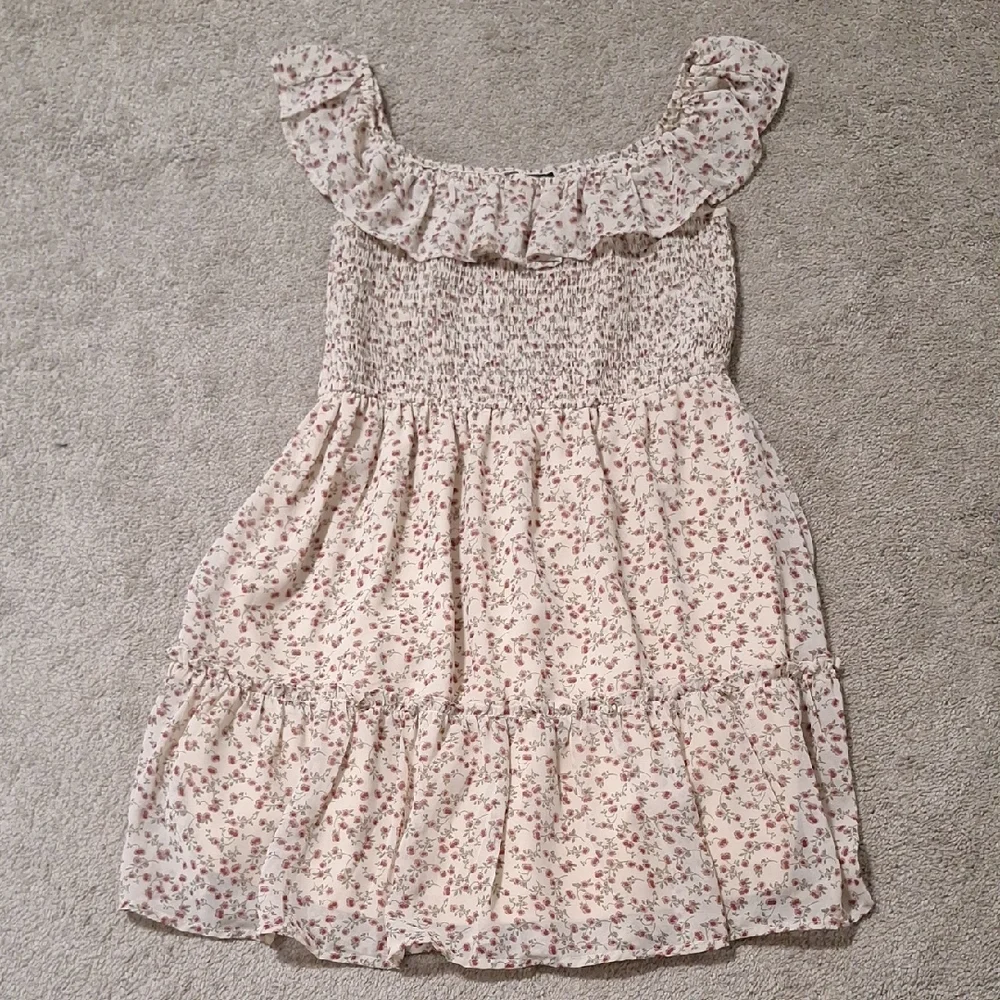 Floral Ruffle Dress - Picture 1 of 4